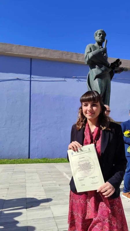 Δάφνη Τίλλη